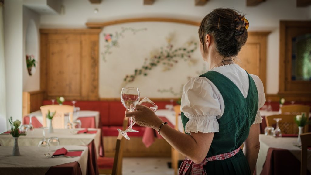 hotel-pejo-rosa-degli-angeli-ristorante-trentino Hotel Rosa degli Angeli a Pejo ristorante trentino