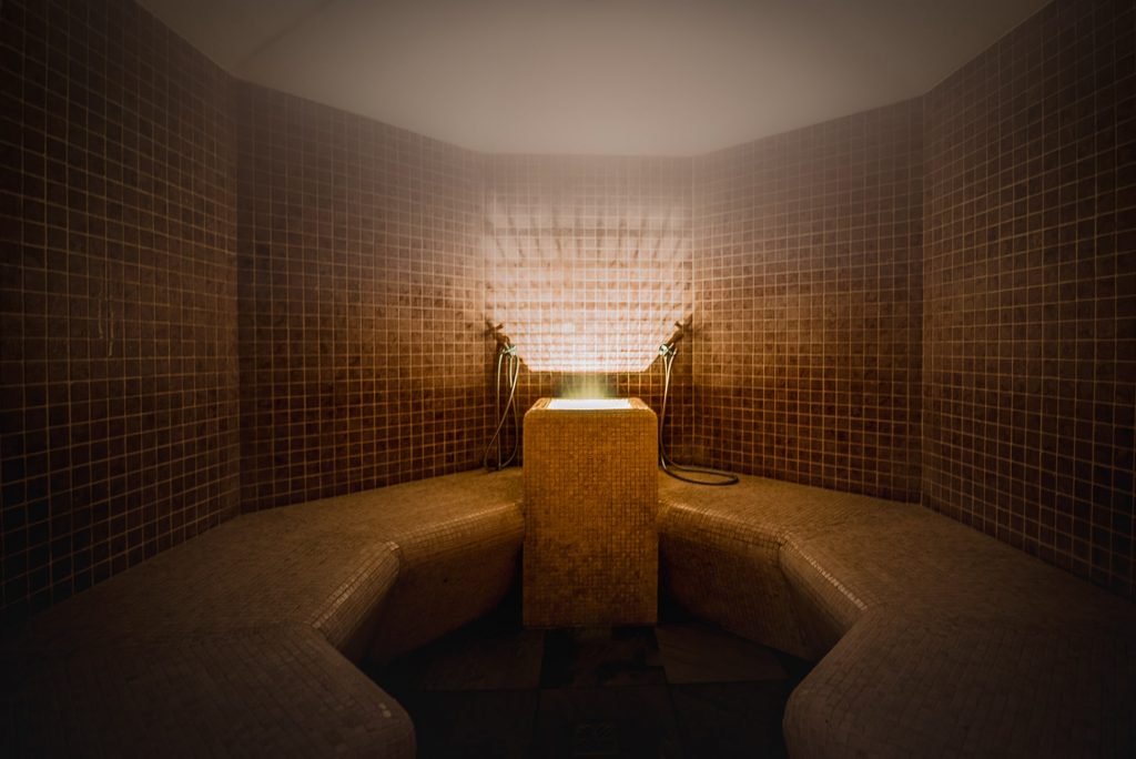bagno-turco-hotel-a-pejo-rosa-degli-angeli